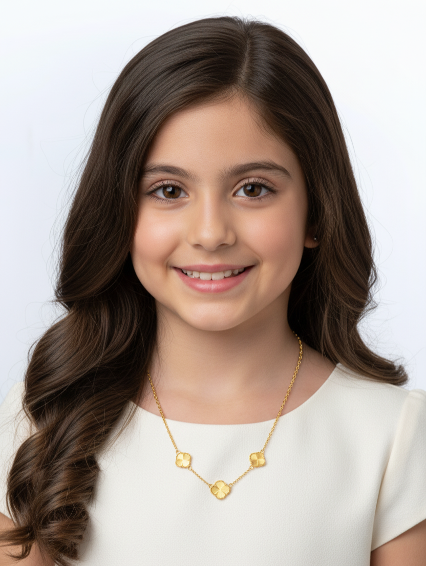 عقد اطفال فانكليف